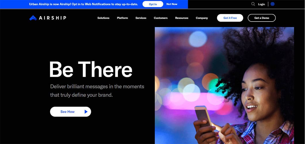Airship makes reaching out to customers at every step of a customer’s life cycle possible using its push notifications, email, text messages and in-app messaging feature.